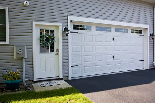 24/7 Emergency Garage Door Panel Replacement experts in Troup County County, GA